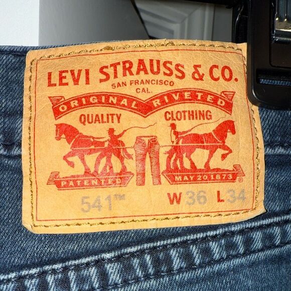 Levi's Men's Straight Jeans in Blue Size 36x34 - Picture 6 of 7